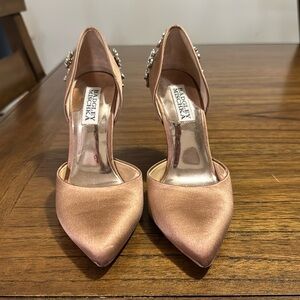 Badgley Mischka - 5.5 - Tan Satin - Jeweled Heel